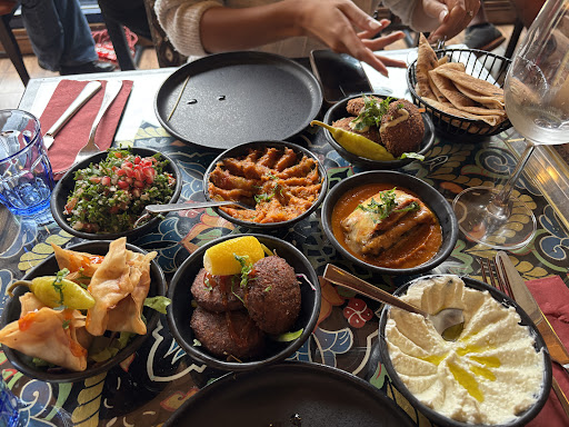 Photo of Al-Farid - 26 Holywell Hill, St Albans AL1 1BZ